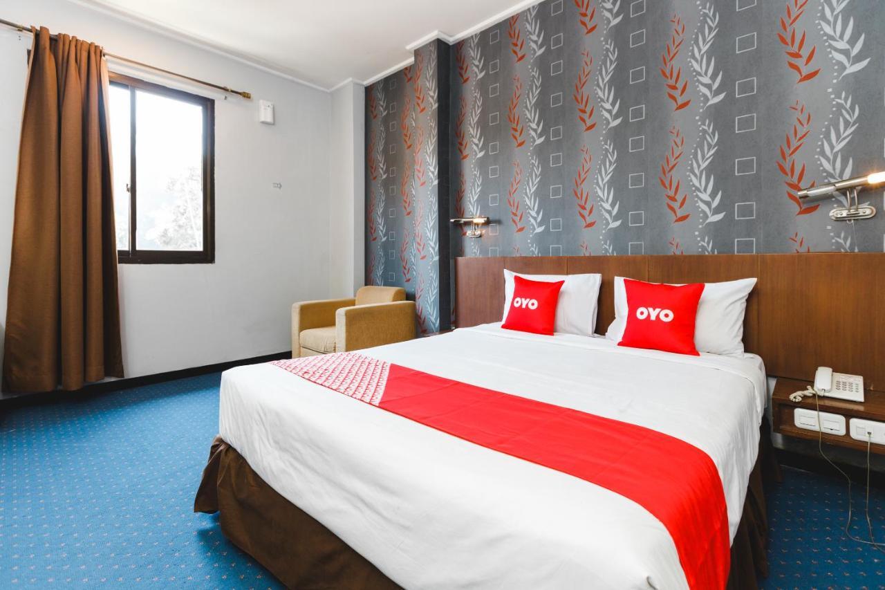 Hotel Capital O 2009 Charisma Marine Makassar
